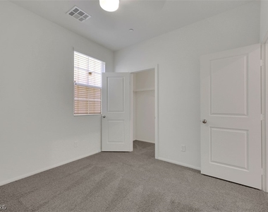 2932 Aragon Terrace Way - Photo Thumbnail 6