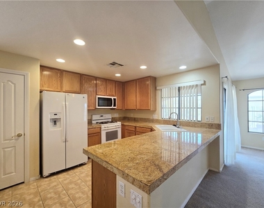 5415 Crimson Crest Place - Photo Thumbnail 4