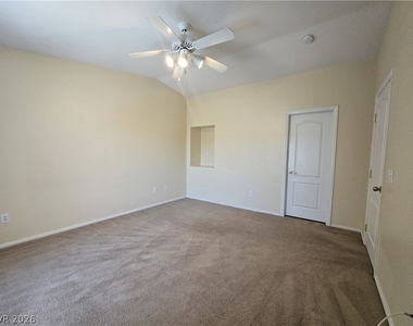 5415 Crimson Crest Place - Photo Thumbnail 14