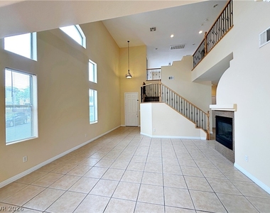 9057 Spinning Wheel Avenue - Photo Thumbnail 7