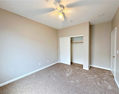 9057 Spinning Wheel Avenue - Photo Thumbnail 25