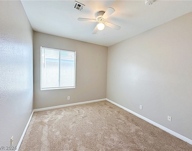 9057 Spinning Wheel Avenue - Photo Thumbnail 28