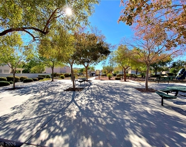 9057 Spinning Wheel Avenue - Photo Thumbnail 42