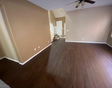 9848 Lake Austin Court - Photo Thumbnail 10