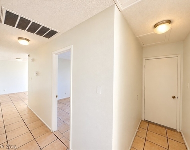6408 Alta Drive - Photo Thumbnail 10
