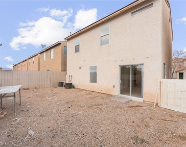 2137 Tierra Del Verde Street - Photo Thumbnail 35