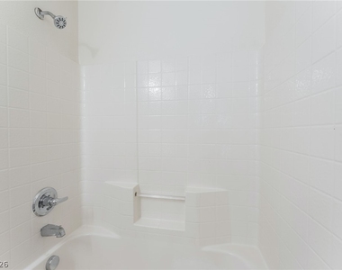 2137 Tierra Del Verde Street - Photo Thumbnail 30