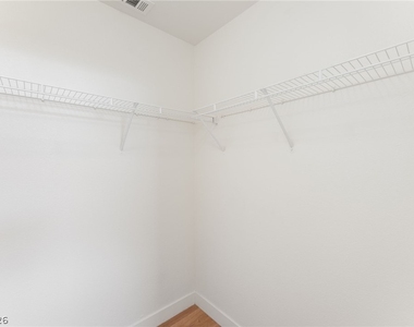 2137 Tierra Del Verde Street - Photo Thumbnail 26