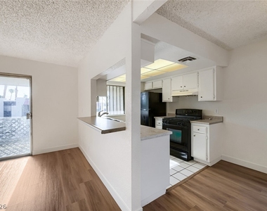 1405 Vegas Valley Drive - Photo Thumbnail 6