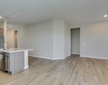 9876 Outer Hebrides Avenue - Photo Thumbnail 20