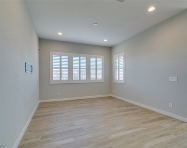 9876 Outer Hebrides Avenue - Photo Thumbnail 9