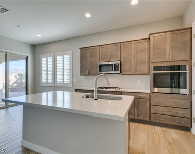 9876 Outer Hebrides Avenue - Photo Thumbnail 26