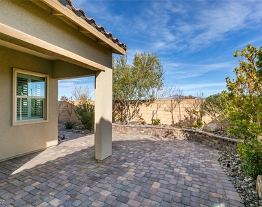 9876 Outer Hebrides Avenue - Photo Thumbnail 39