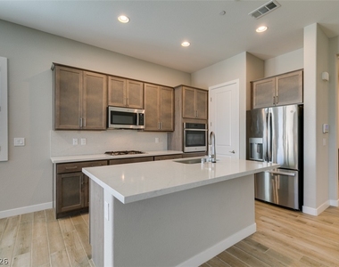 9876 Outer Hebrides Avenue - Photo Thumbnail 24