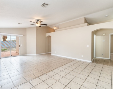 4910 Athens Bay Place - Photo Thumbnail 8