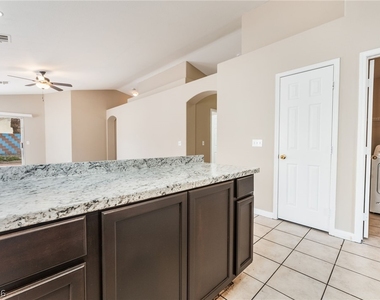 4910 Athens Bay Place - Photo Thumbnail 13
