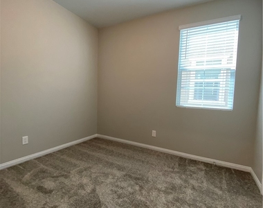 2473 Padulle Place - Photo Thumbnail 16