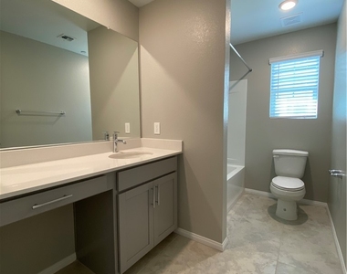 2473 Padulle Place - Photo Thumbnail 17