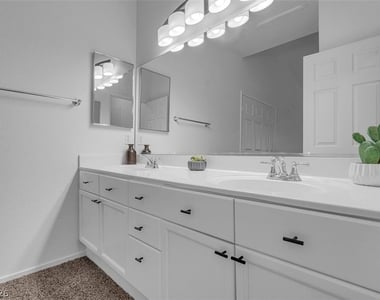 353 Amber Pine Street - Photo Thumbnail 7
