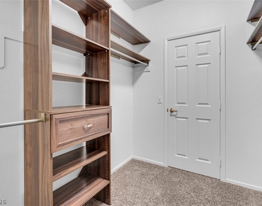 353 Amber Pine Street - Photo Thumbnail 32