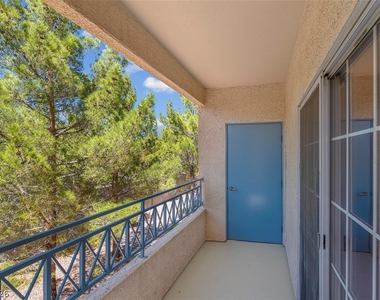 353 Amber Pine Street - Photo Thumbnail 2