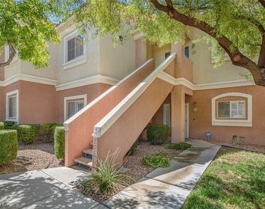 353 Amber Pine Street - Photo Thumbnail 9
