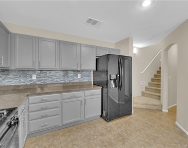 7326 Padleymor Street - Photo Thumbnail 13