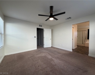 7563 Chimney Point Court - Photo Thumbnail 16