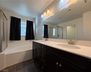 7563 Chimney Point Court - Photo Thumbnail 18
