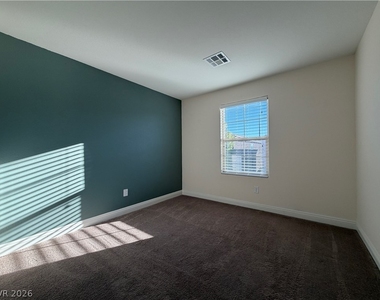 7563 Chimney Point Court - Photo Thumbnail 12