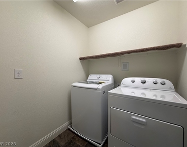 7563 Chimney Point Court - Photo Thumbnail 14