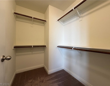7563 Chimney Point Court - Photo Thumbnail 17