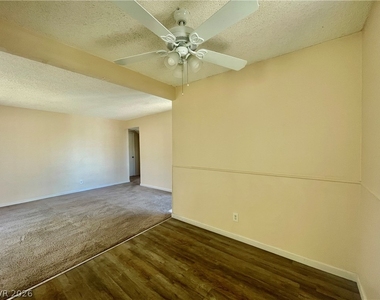 1405 Vegas Valley Drive - Photo Thumbnail 5