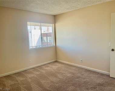 1405 Vegas Valley Drive - Photo Thumbnail 10