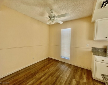 1405 Vegas Valley Drive - Photo Thumbnail 4