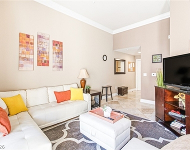 210 E Flamingo Road - Photo Thumbnail 4