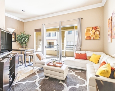 210 E Flamingo Road - Photo Thumbnail 2