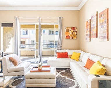 210 E Flamingo Road - Photo Thumbnail 3