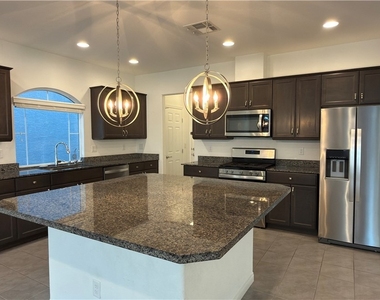 5395 Crossgates Avenue - Photo Thumbnail 3