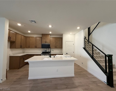 180 Silver Run Lane - Photo Thumbnail 1