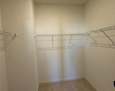 180 Silver Run Lane - Photo Thumbnail 5