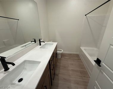 180 Silver Run Lane - Photo Thumbnail 7
