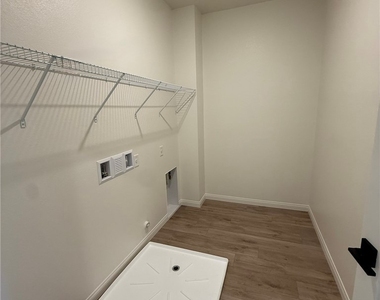 180 Silver Run Lane - Photo Thumbnail 8