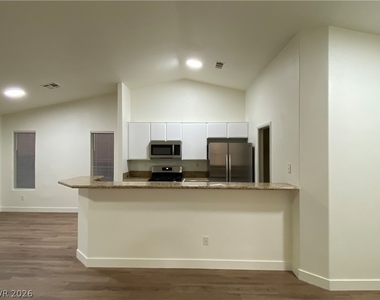 2813 El Cubano Court - Photo Thumbnail 2