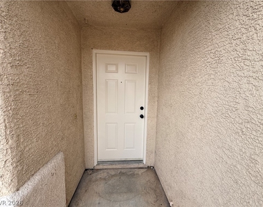 2813 El Cubano Court - Photo Thumbnail 15