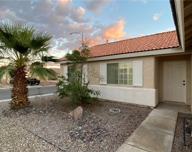 2813 El Cubano Court - Photo Thumbnail 1