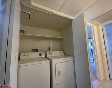 5030 S Rainbow Boulevard - Photo Thumbnail 22
