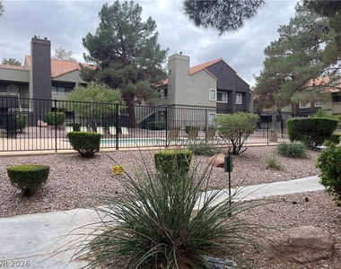 5030 S Rainbow Boulevard - Photo Thumbnail 13
