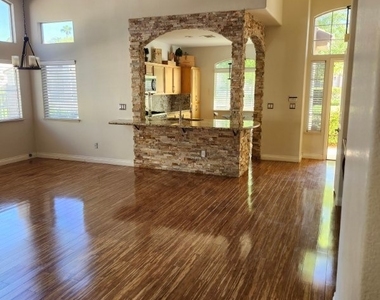 1756 Lily Pond Circle - Photo Thumbnail 7