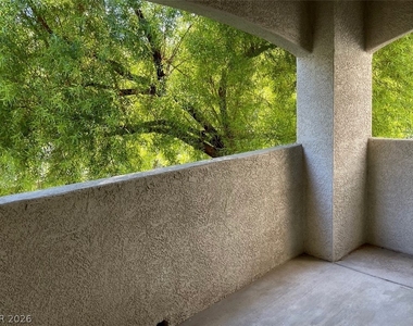 6480 Annie Oakley Drive - Photo Thumbnail 16